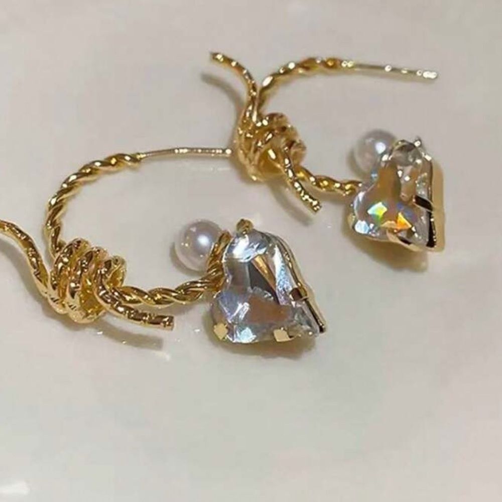 Heart hoop Earrings Q459